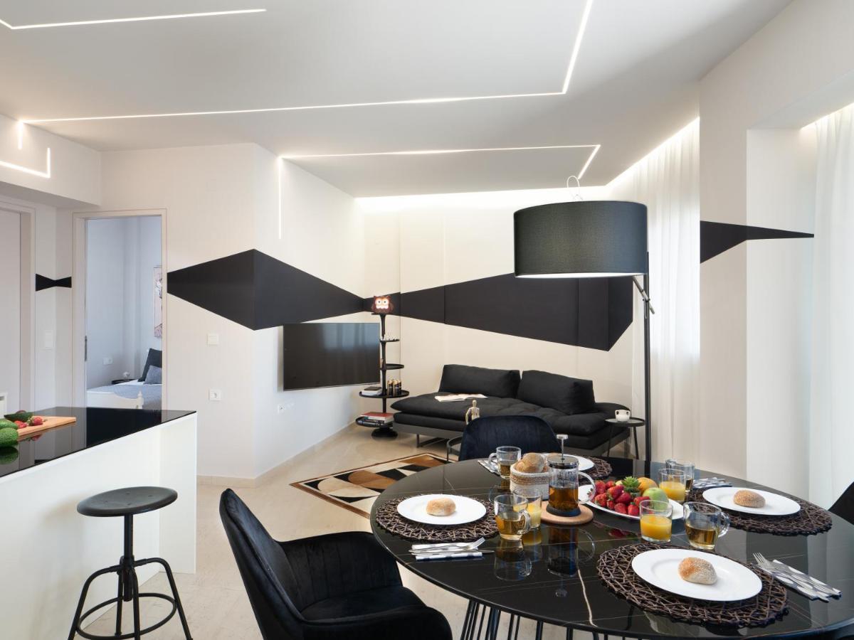 The H Experience - Stylish 2Bd Apt With Balcony In Heraklion Center Exteriör bild