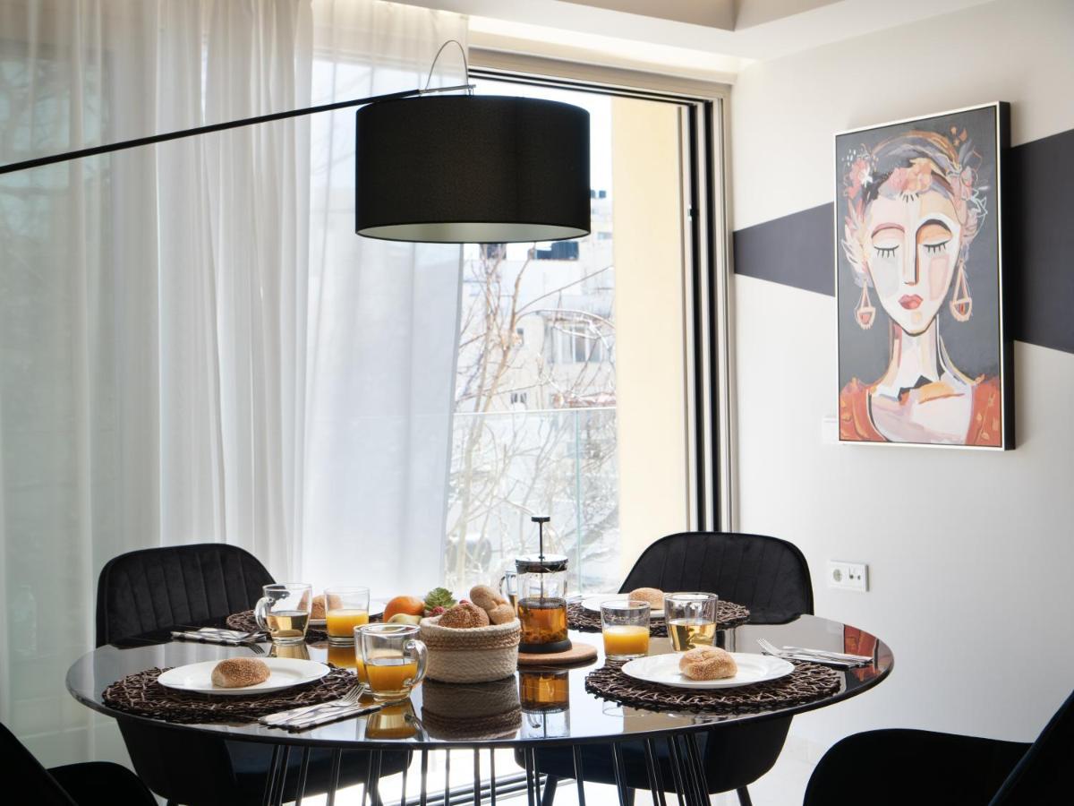 The H Experience - Stylish 2Bd Apt With Balcony In Heraklion Center Exteriör bild